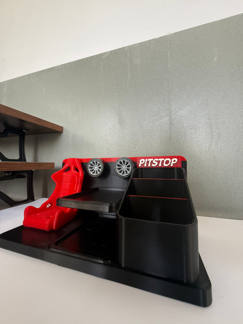 F1 PITSTOP Desk Organiser